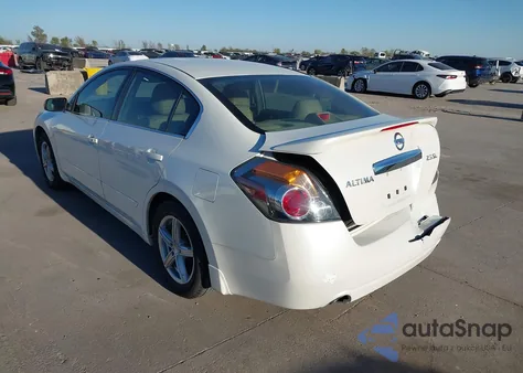 2011 Nissan Altima 2.5 S from USA, damaged, VIN 1N4AL2AP2BN405940
